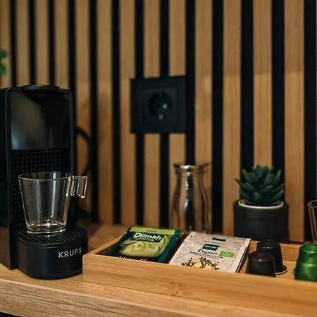 Michelle's Studio, Center Maribor